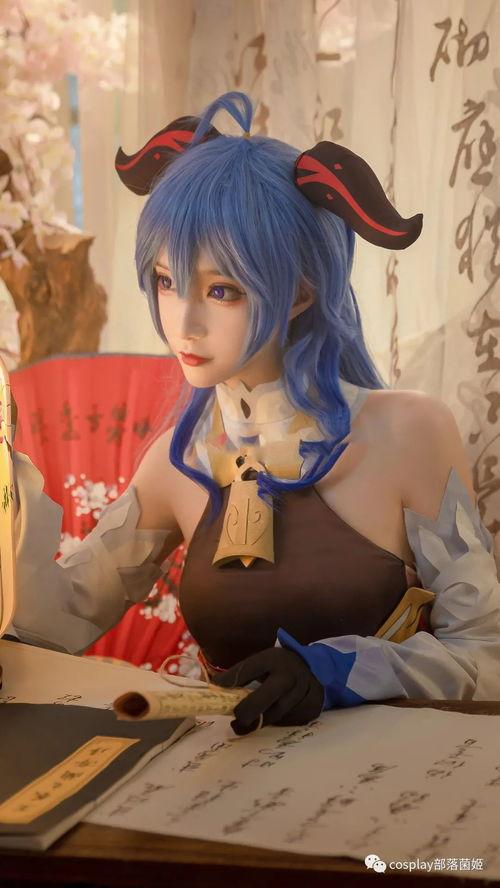 原神cos吃瓜,吃瓜群众围观精彩瞬间